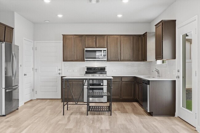 Building Photo - 7814 Wilfred Dr