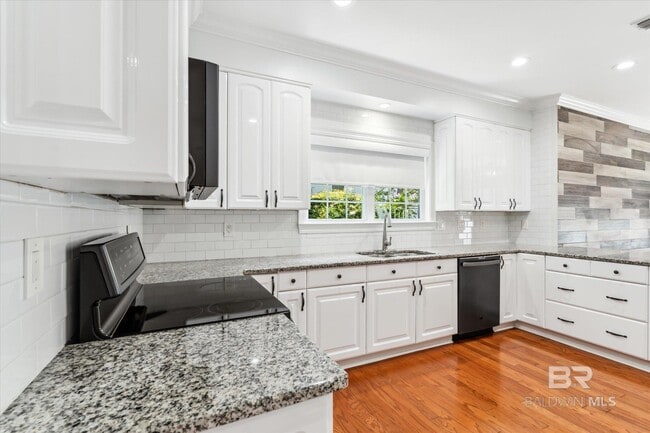 Building Photo - 6363 D'Olive Ct