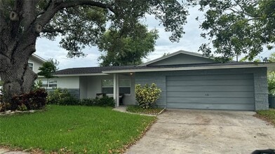Building Photo - 9652 Commodore Dr