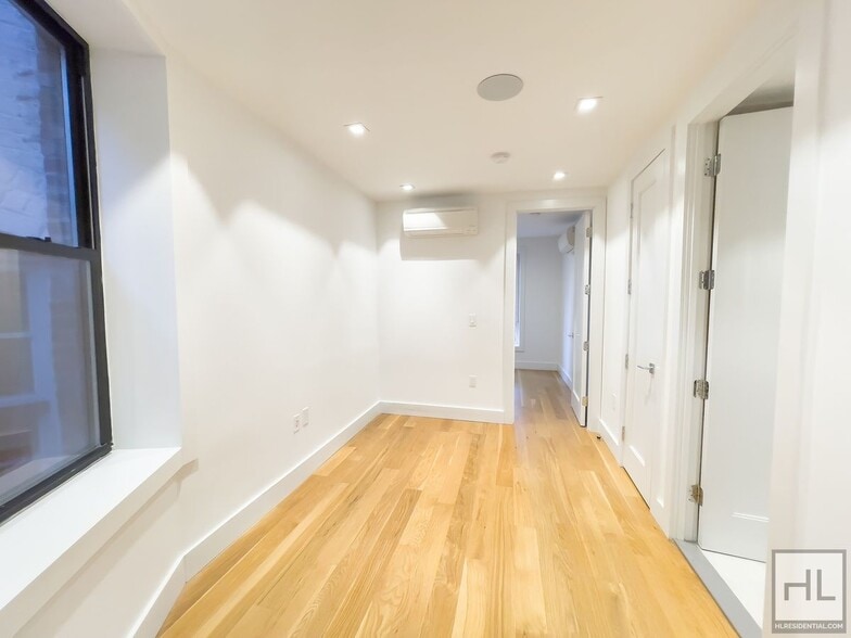 Building Photo - EAST 96 STREET / 2-Bed 1-Bath