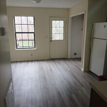 Building Photo - 2514 Old Russellville Pike