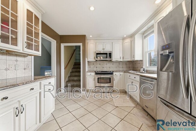 Building Photo - 8903 Freestone Ave