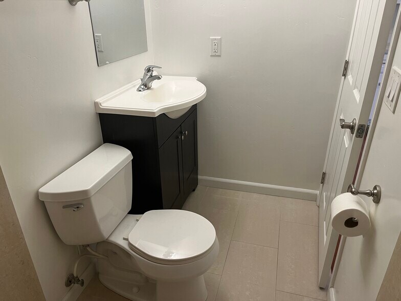 bathroom - 5935 Mildred Street