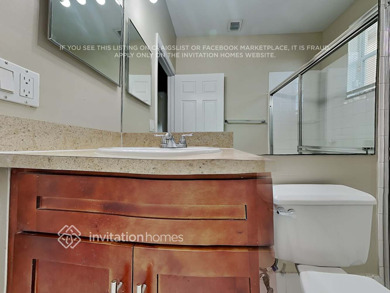 Building Photo - 15648 SW 112th Dr