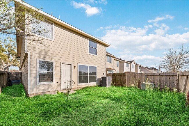 Building Photo - 3618 Windmill Village Dr