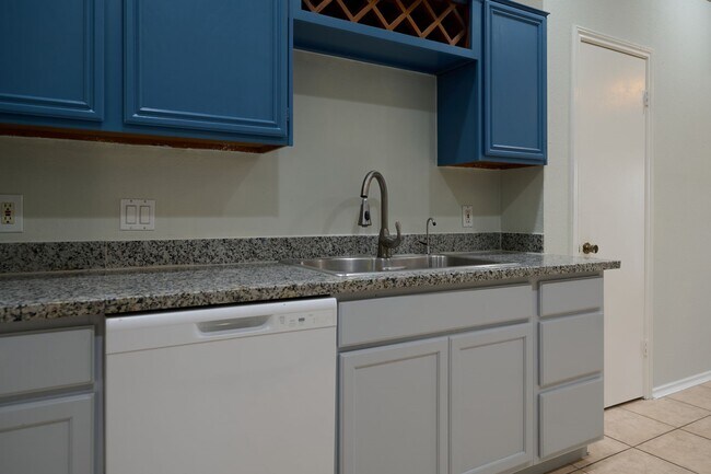 Building Photo - 5838 N Magazine Cir