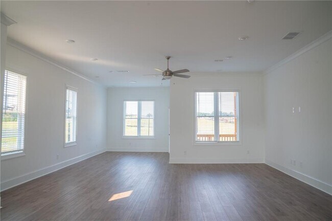 Building Photo - 1516 Westend Wy