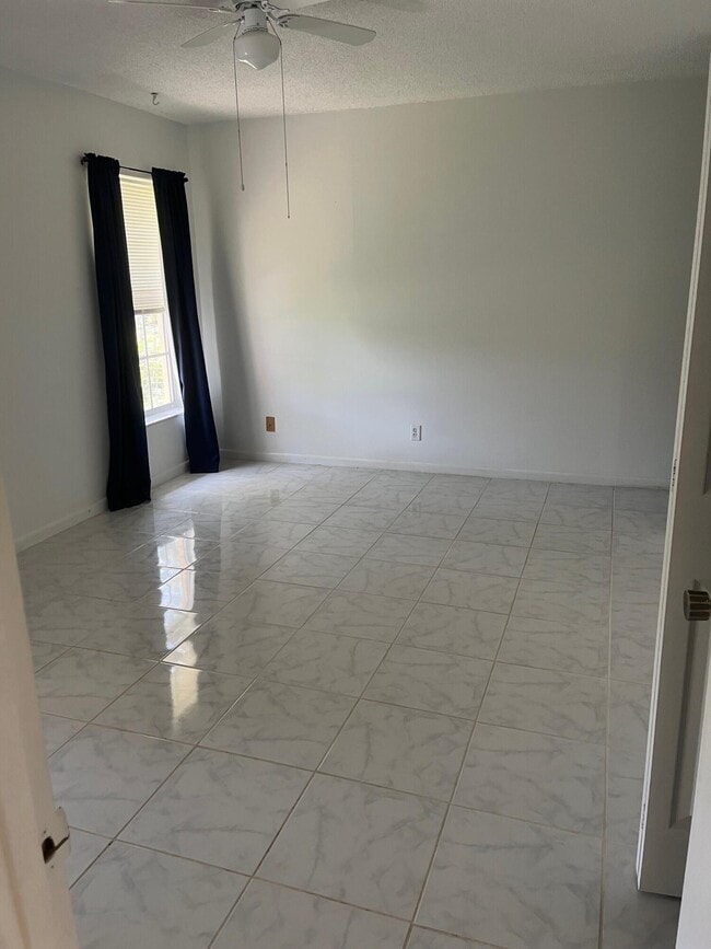 Building Photo - 321 Cape Cod Cir