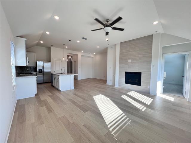 Building Photo - 1805 Willowhurst Ln