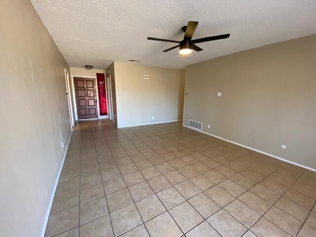 Building Photo - 500 Western Dr