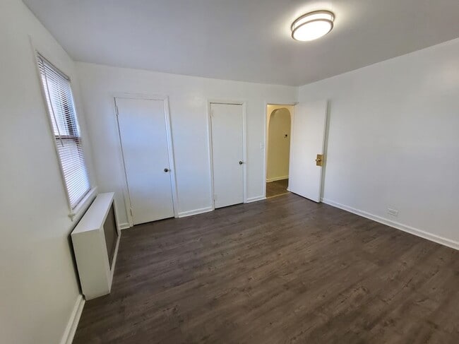 Building Photo - 116Guilden