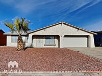 Building Photo - 433 Longtree Ave