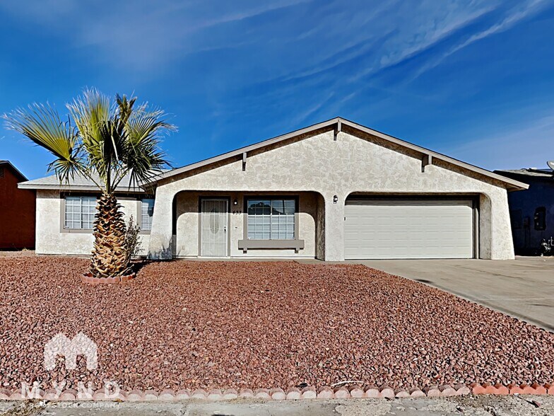 Primary Photo - 433 Longtree Ave