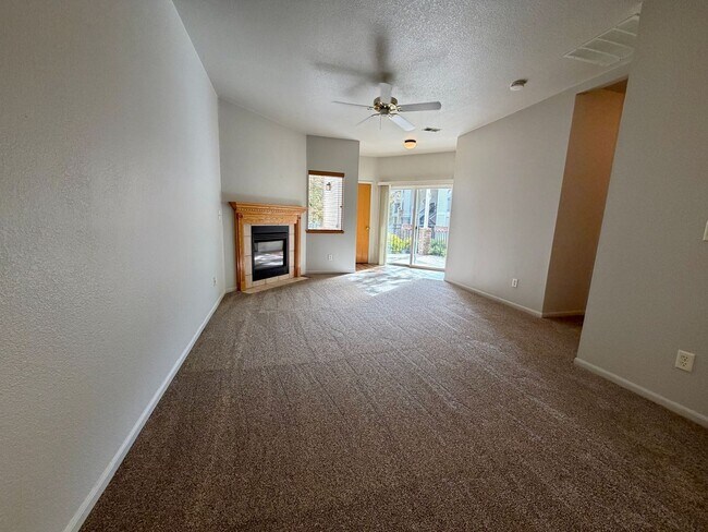 Building Photo - 950 52nd Ave Ct