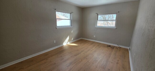 Building Photo - 2 bedroom renovated apartment in Norristown