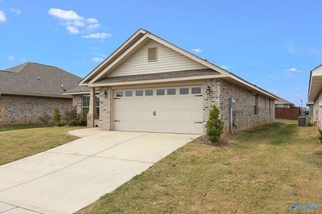 Building Photo - 122 Ardsley Dr