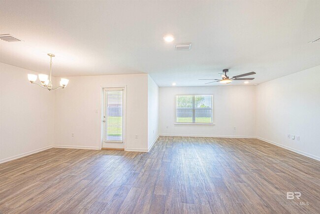 Building Photo - 23294 Shadowridge Dr