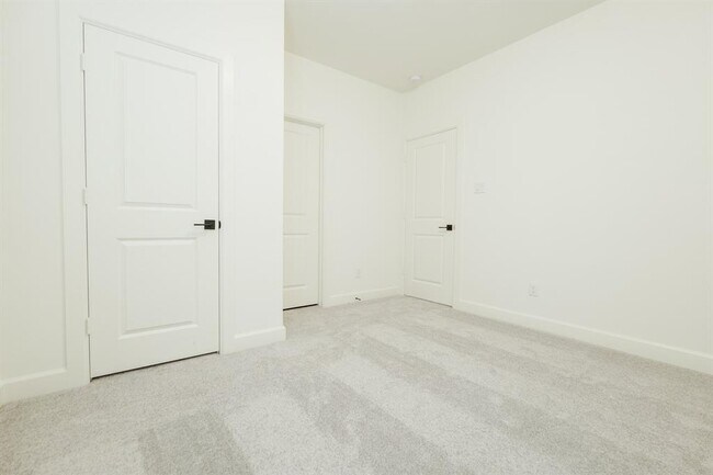 Building Photo - 11230 Common Hackberry St