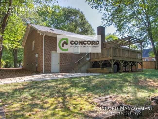 Building Photo - 4021 Ridgedale Dr