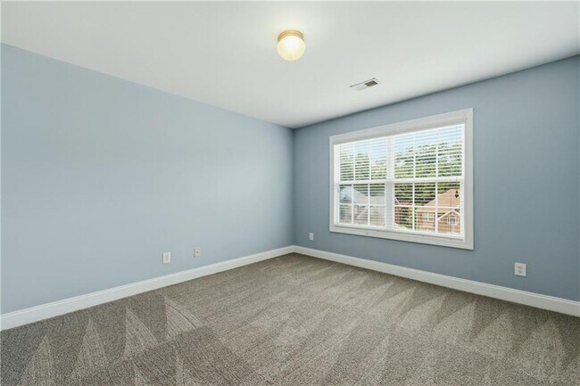 Building Photo - 3032 Mockingbird Ln