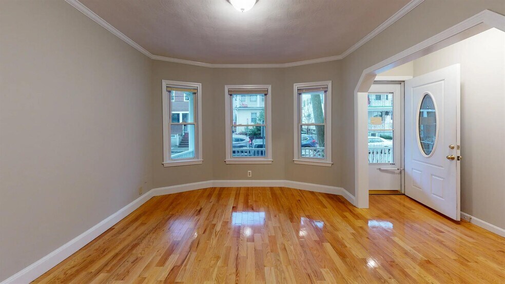 Building Photo - 5 Edgar Ter