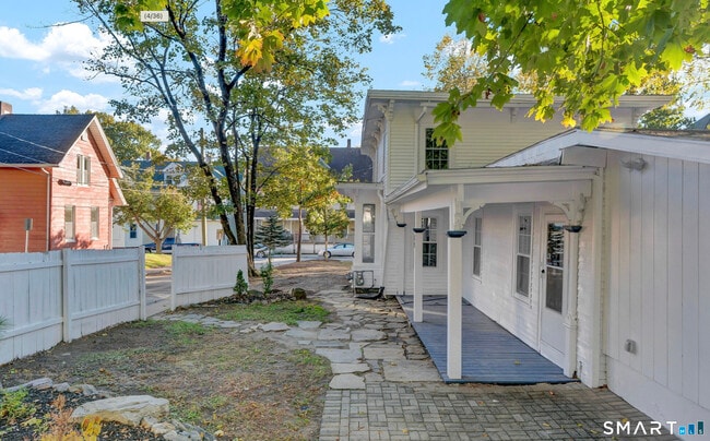 Building Photo - 89 Spring St