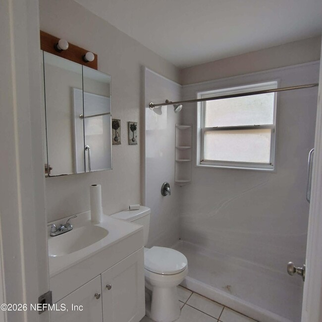 Building Photo - 11749 Surfwood Ave