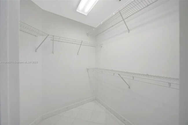 Building Photo - 6001 N Ocean Dr