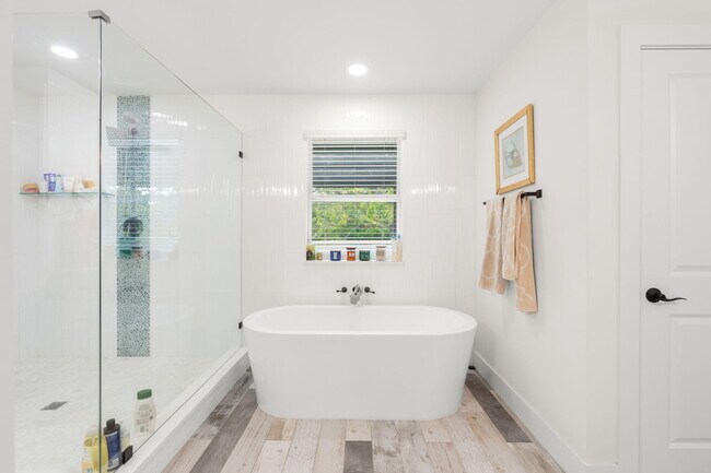 Building Photo - 20202 Back 9 Dr