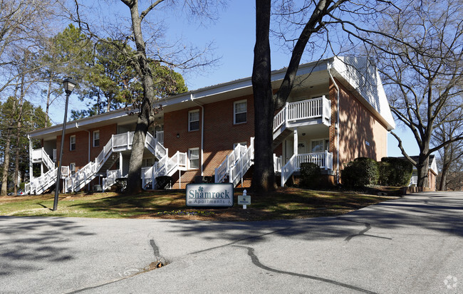 Primary Photo - Shamrock Apartments