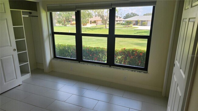 Building Photo - Dream Villa in Palmer Ranch Area