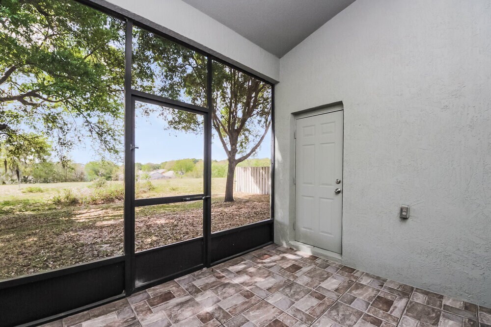 Building Photo - 30313 Pga Dr
