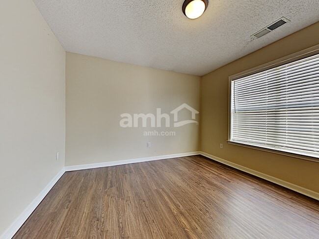 Building Photo - 5633 Michaelson Dr