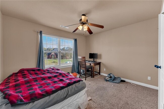 Building Photo - 2265 N Covington Park Blvd