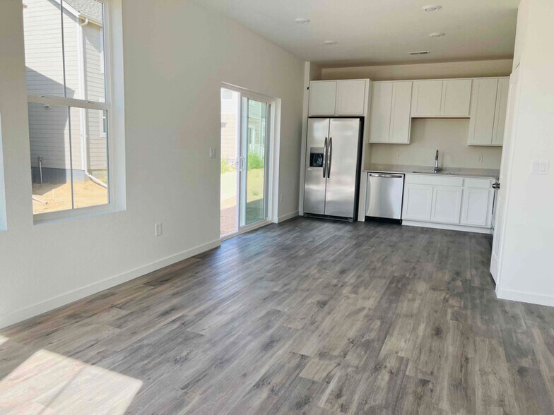Building Photo - 2632 Painted Turtle Ave