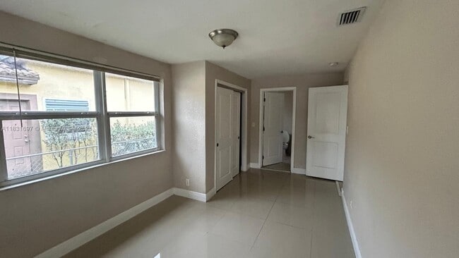 Building Photo - 2771 NW 11th Ct
