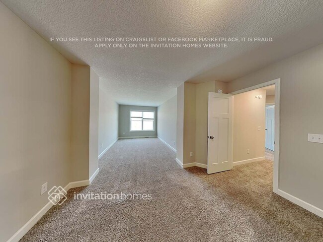 Building Photo - 10926 Zest St NE