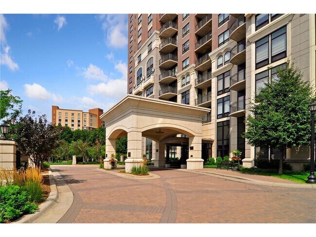 Building Photo - 500 E Grant St