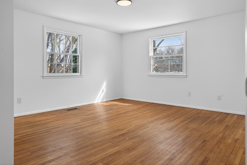 Building Photo - 2007 W 75th Pl