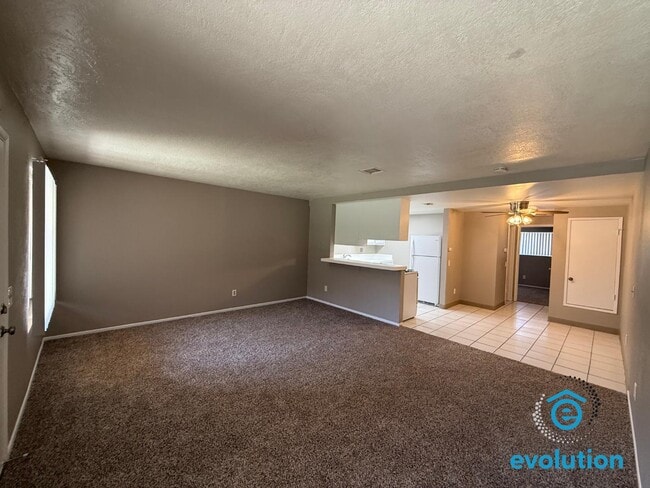 Building Photo - 332 Compton St