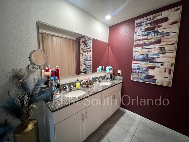 Building Photo - Beautiful 3-Bedroom Kissimmee Home – Great...