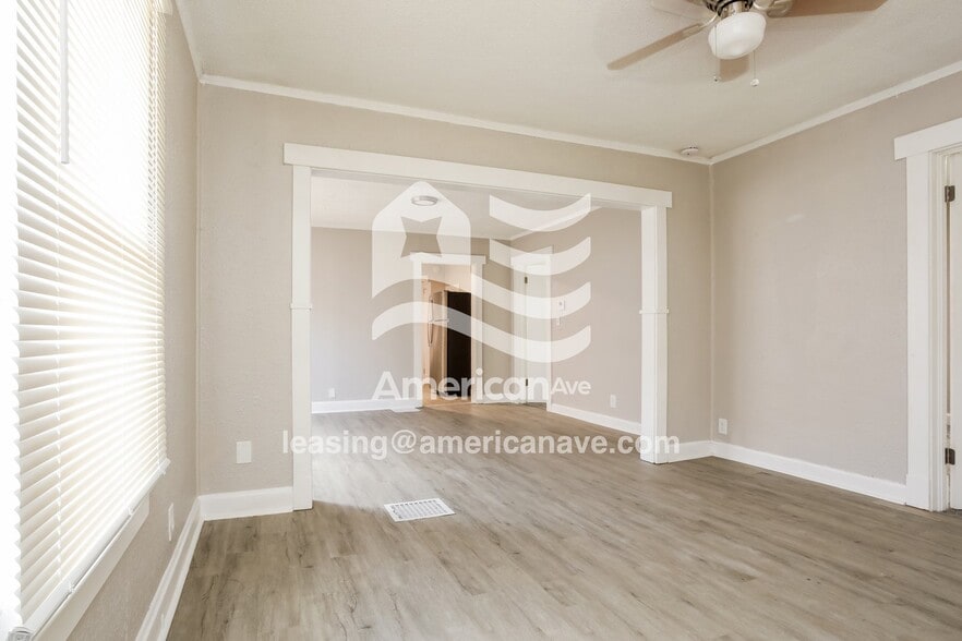 Building Photo - 522 S Hardy Ave