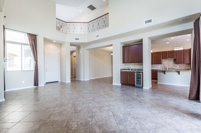 Building Photo - Beautiful Palm Valley Golf Course Home with Casita
