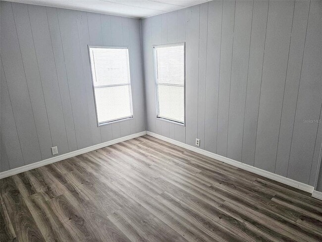 Building Photo - 1077 Quail Dr