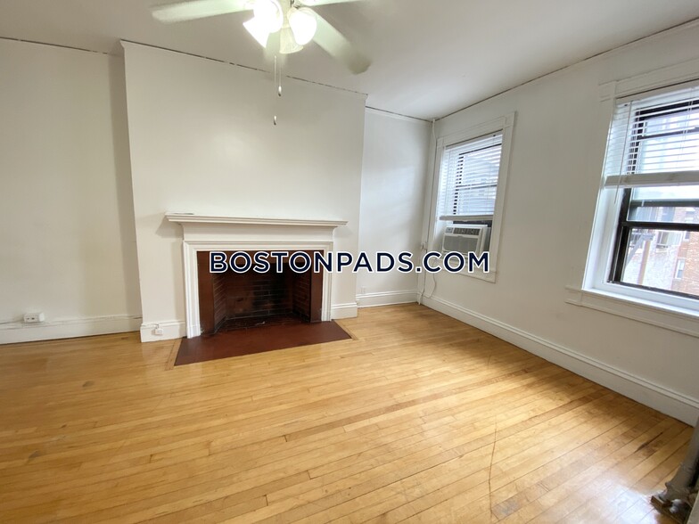 Building Photo - 91 Westland Ave