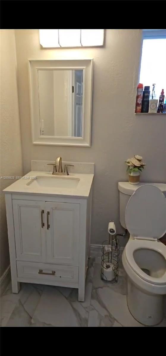 Building Photo - 5431 NW 178th Terrace