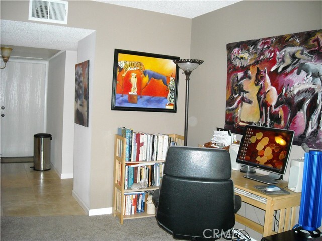 Building Photo - 182 Tangelo