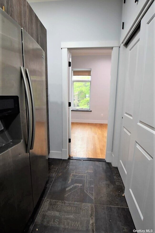 Building Photo - 48-54-54 46th St