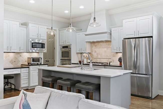 Building Photo - 1306 Jewell Ave