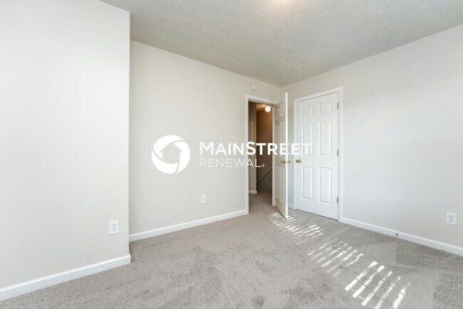Building Photo - 4 Bedroom Pet-Friendly Home in Lithonia, G...